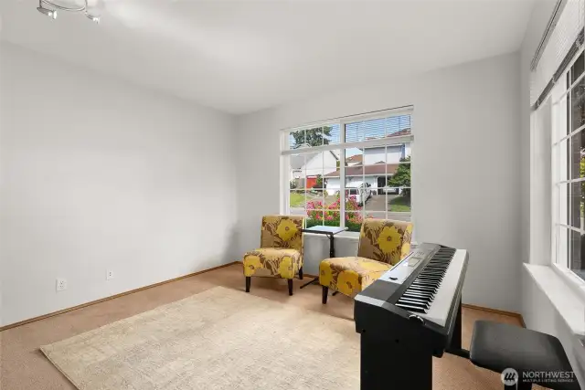 Main level bedroom.