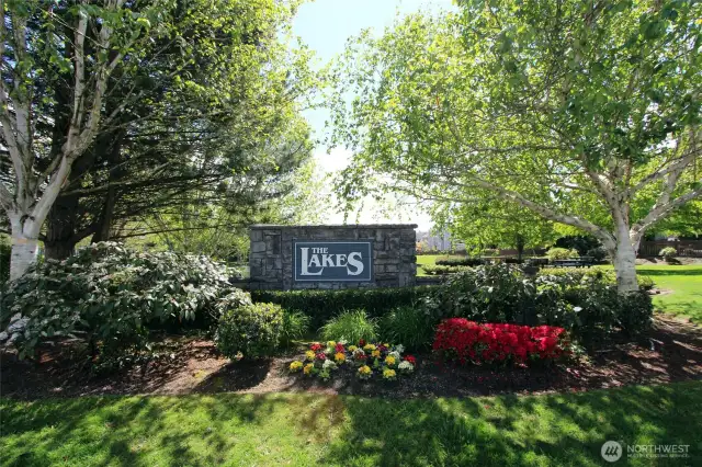 Welcome to The Lakes community located in the Kent Valley, a planned community development with lovely lakes, a park, walking trails, minutes to freeways, bus, Sounder train, Sound Transit, Kent Station, shopping, schools, golf, SeaTac airport.