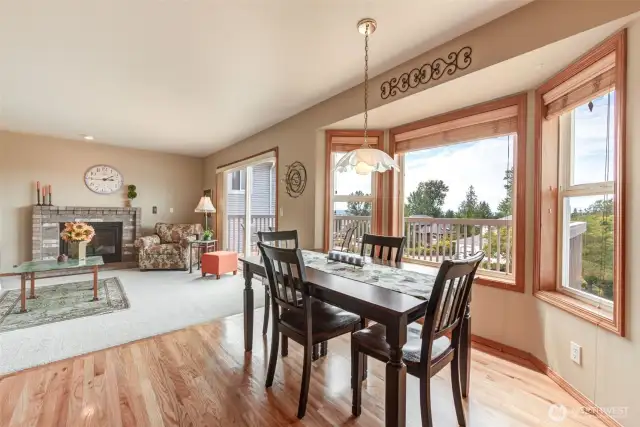 Built for comfort and views!