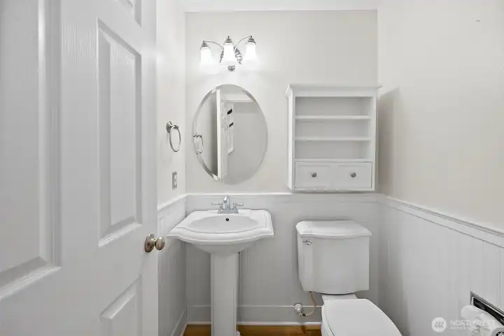 Guest Bathroom on the main floor