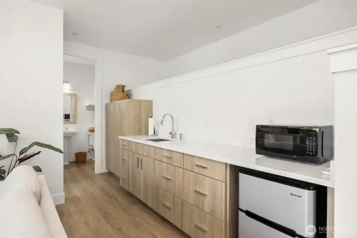 Generous storage