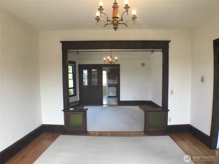 910 (upstairs unit)