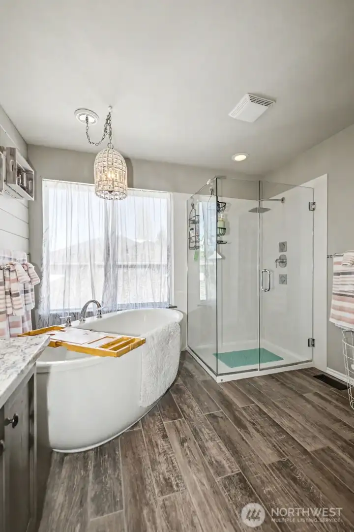 Gorgeous soaking tub