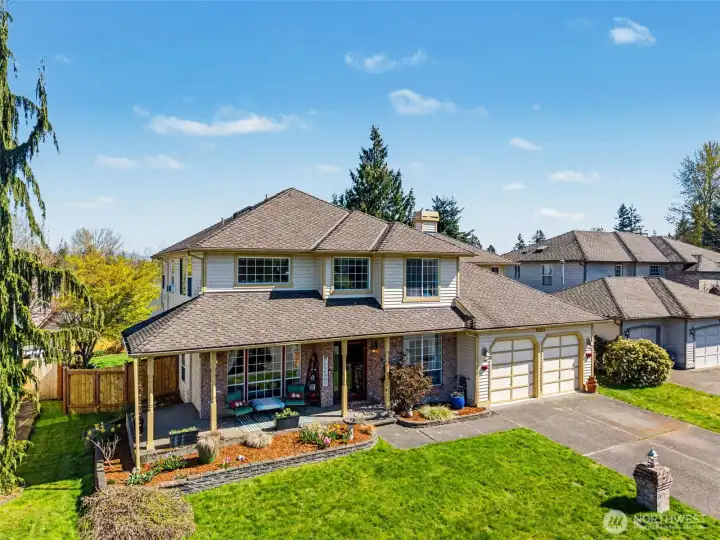 Welcome to this one of a kind home moments away from Lake Meridian Welcome to this one of a kind home moments away from Lake Meridian