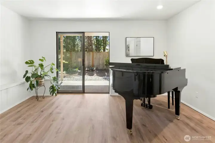 Sliding door to the back patio.