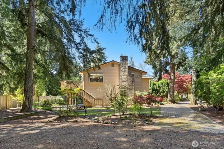 You are going to love your spacious, park-like yard!