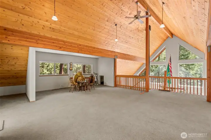 Gorgeous space to do what you choose!