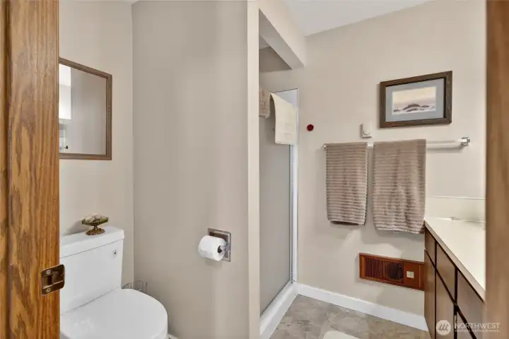 Primary bath