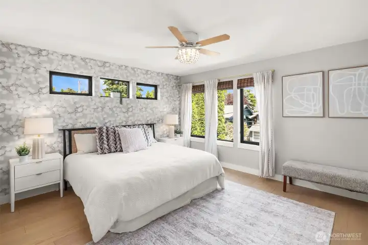 Spacious primary bedroom with great closet space and a lovely en-suite bathroom