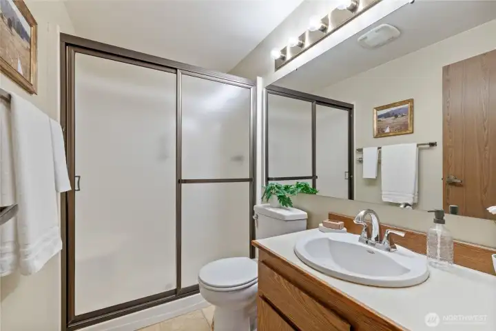 Primary Bath with easy access .75 bath