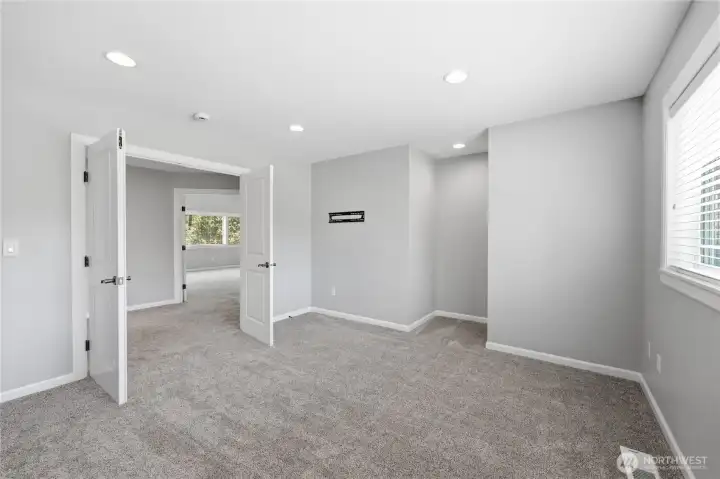 HUGE Bonus Room - Upstairs