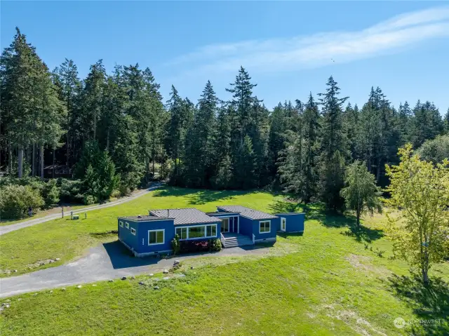 Aerial of property looking SW