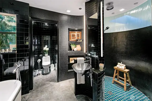 Spa inspired 5-piece bath, with rainfall shower
