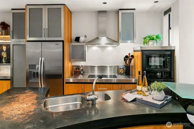 Metal, stainless, and glass countertops create a NY vibe!