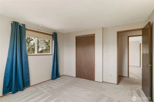 Upstairs Bedroom 2