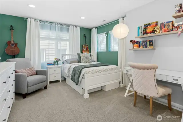 Large Bonus Room or can be used as a 4th bedroom