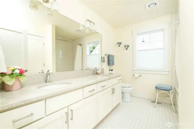Upper full bath