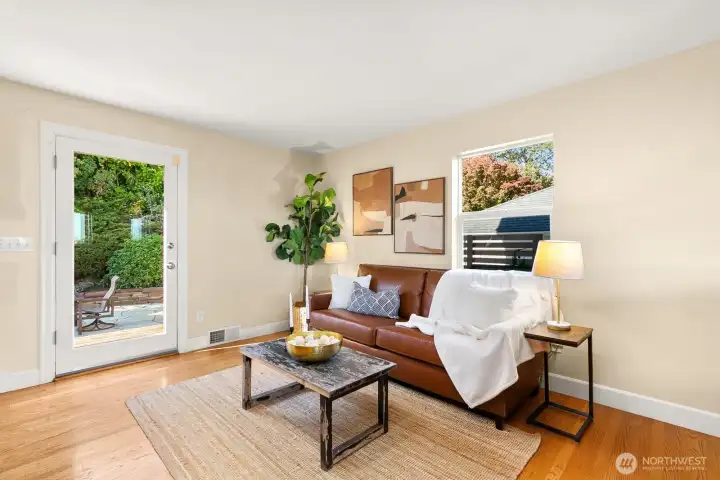 TV/media area looking towards the backyard.  Easy access to al-fresco dining and BBQ.