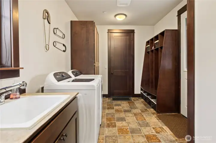 Laundry/Mud Room