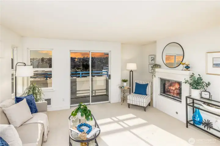 Westerly and southern exposures bring in consistent natural light, shaped by the home’s elevated position where natural light and the view shape the experience of the space