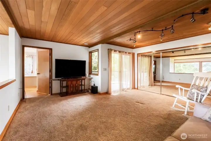 Loft Style Bonus Room
