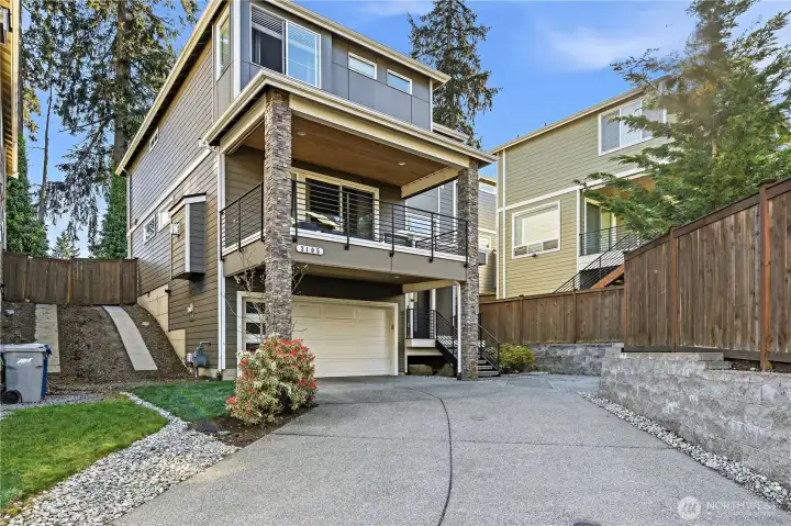 Beautiful Curb Appeal and Extra Parking Along Side Garage