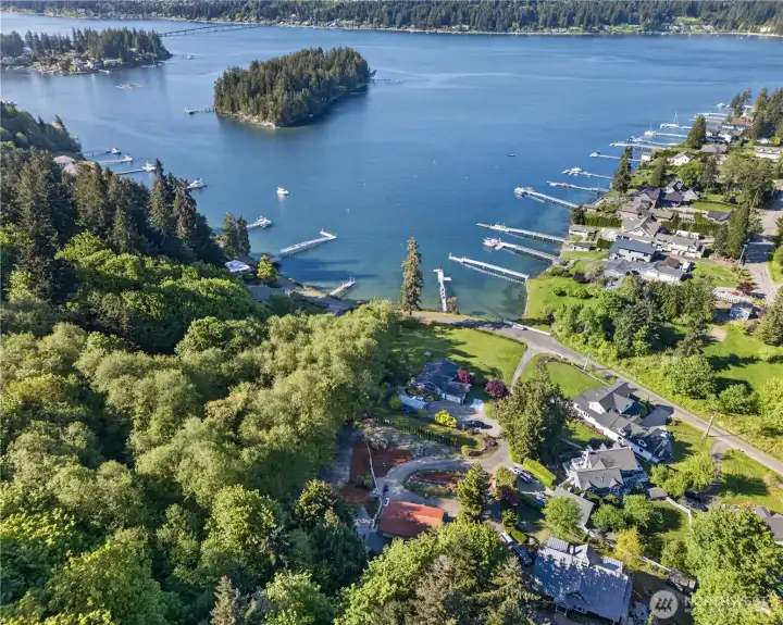 Waterfront is along N Shore, one property down. Waterfront is along N Shore, one property down.