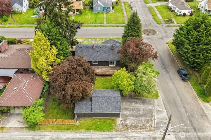 9k sq ft lot with oversized 2 car detached garage
