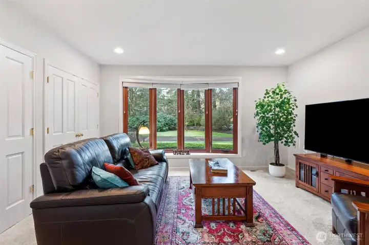 Den could easily flex as fifth bedroom