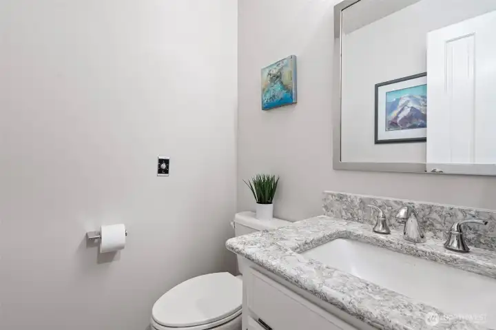 Half bathroom on the entry level