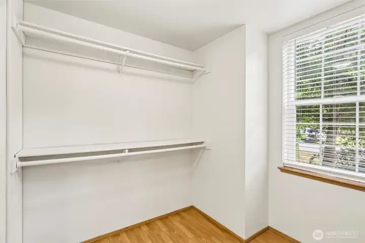 walk in closet walk in closet