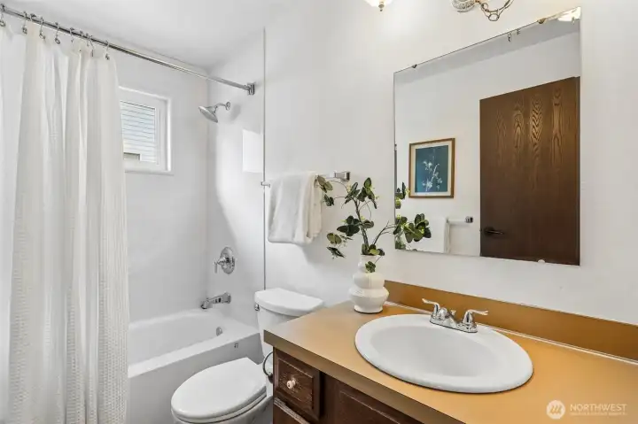 Shared Bath Shared Bath