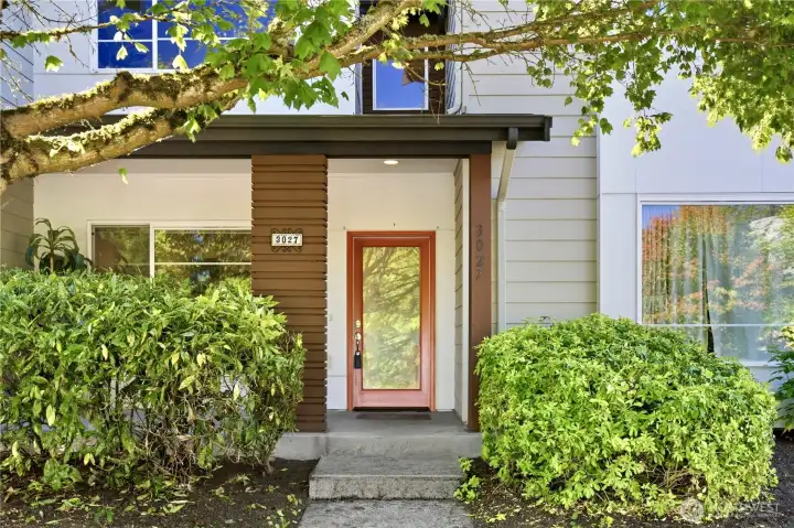 Front Of the house with a front porch Front Of the house with a front porch