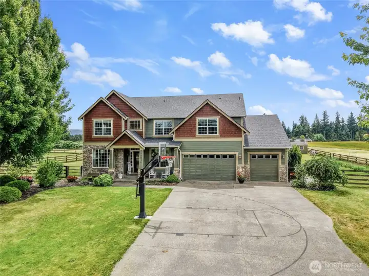 WELCOME HOME! WELCOME HOME!