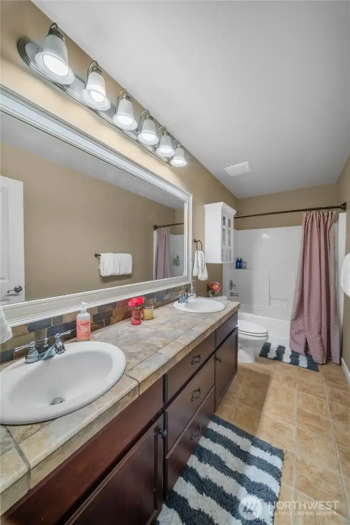 GUEST BATH 2 GUEST BATH 2