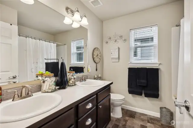 Full Guest Bathroom