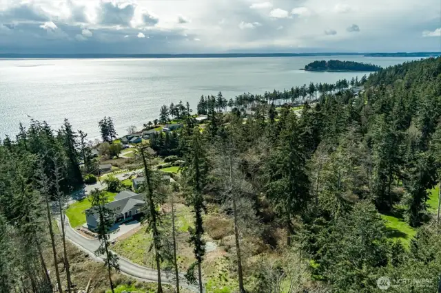 Orcas, Grey Whales, seals, and other wildlife can be seen from this view.