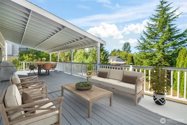 Another view of this amazing deck!  Great for entertaining, or just relaxing on a sunny day!