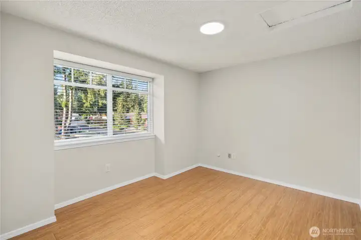 upstairs bedroom 2