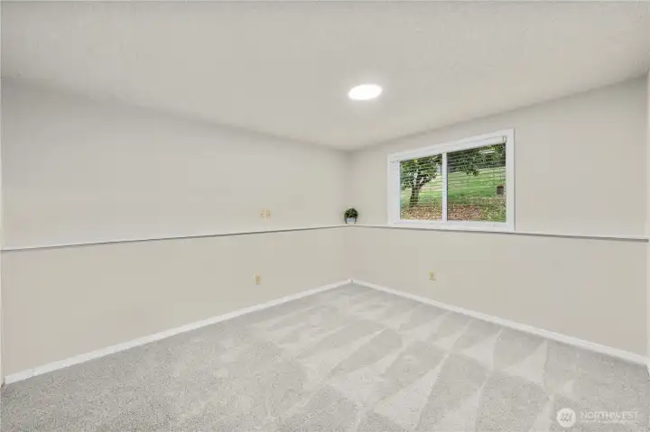 downstairs bdrm 4