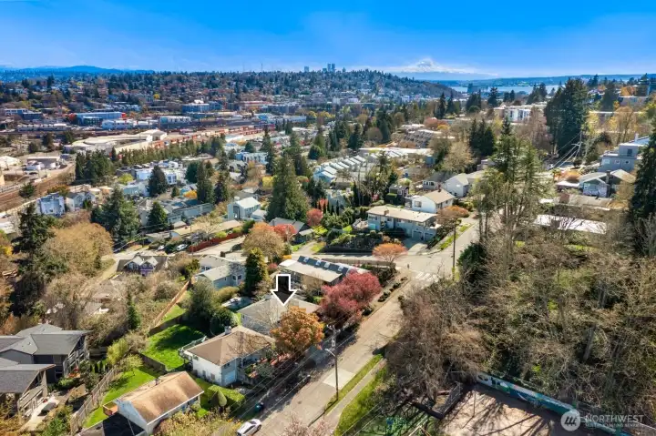 This home is a quick commute to downtown via car or bike, and close to transit.