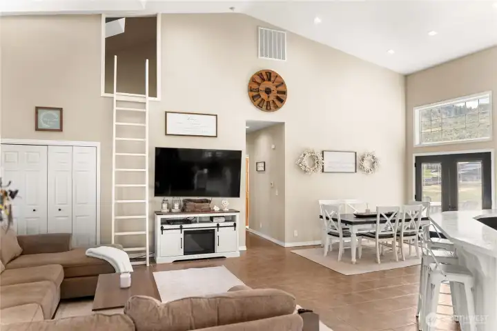 Great Room with vaulted ceilings