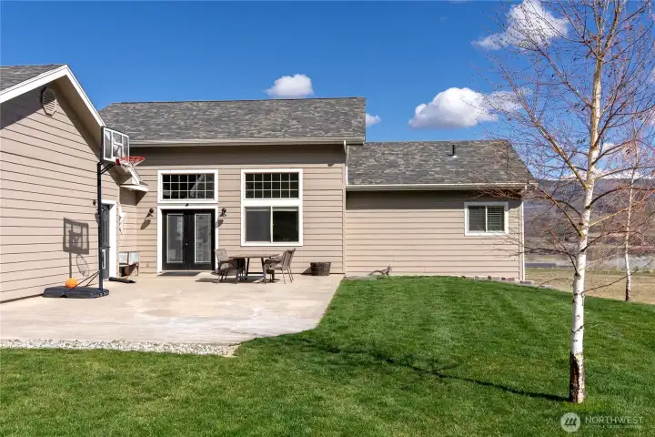 Patio perfect for afternoon sun