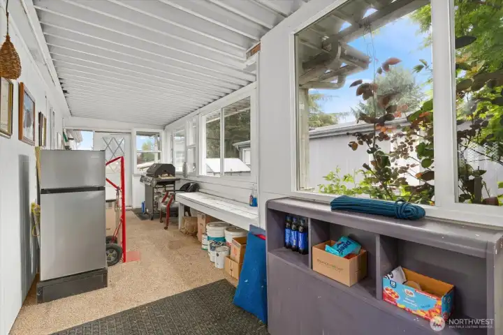 Sun porch