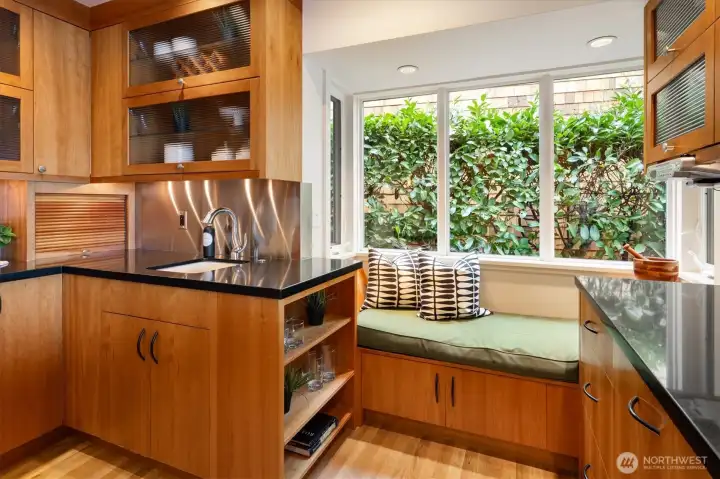 Kitchen nook