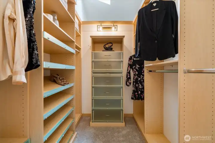 Primary bedroom suite closet