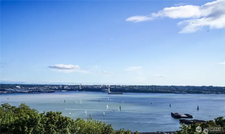 Spectacular views of downtown Tacoma, Puget Sound, and sailboats—a perfect harmony of city and nature