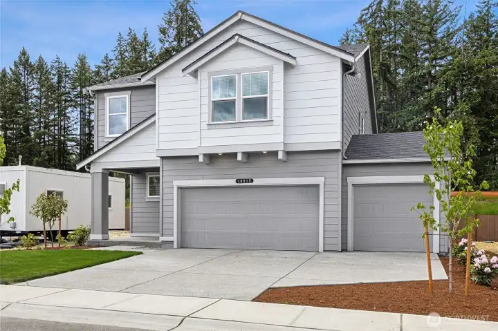 Cambridge on Homesite #1034 street View Cambridge on Homesite #1034 street View