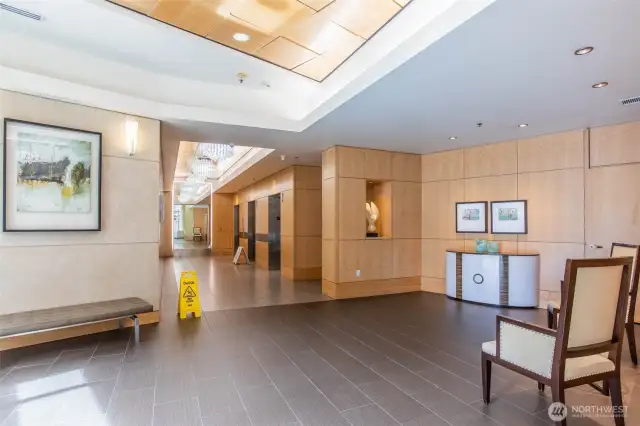 Bright & Spacious Lobby area.