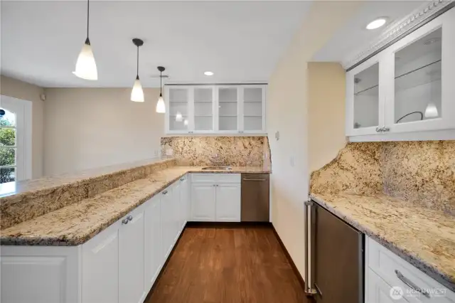 Downstairs Kitchenette